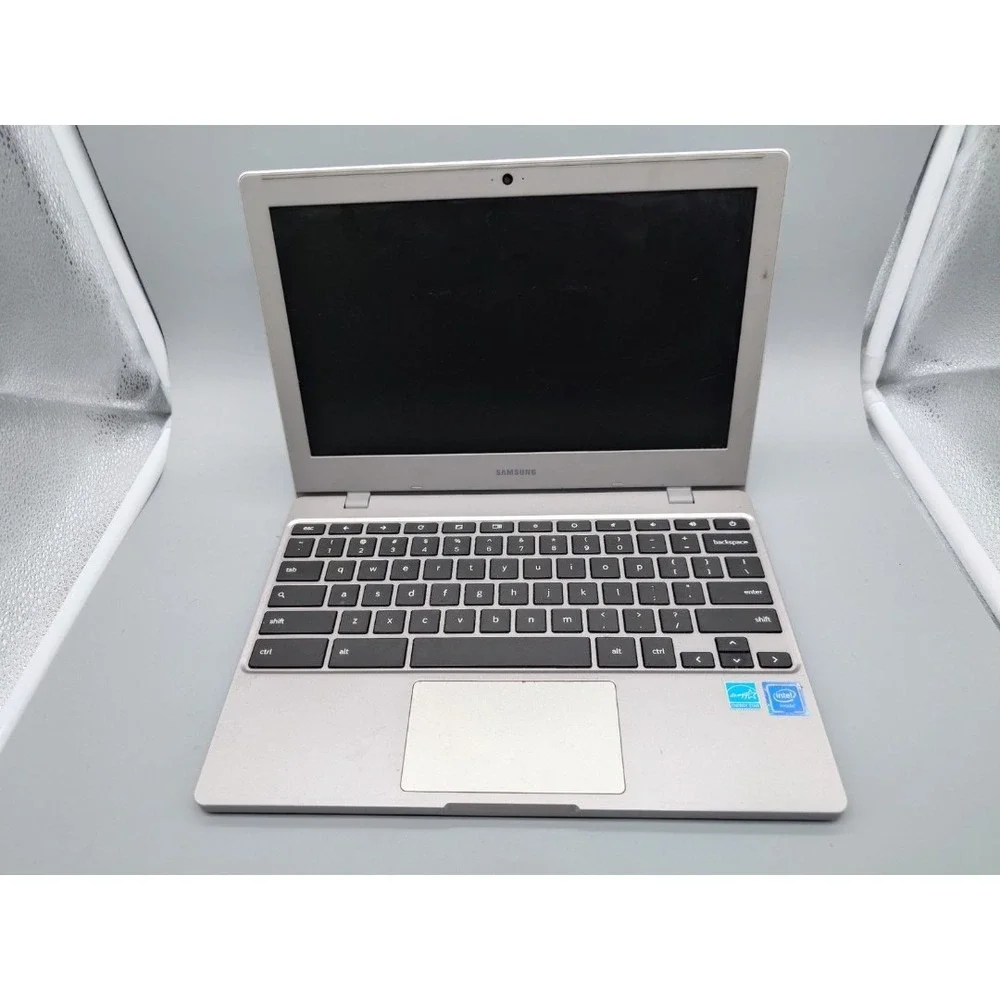 SAMSUNG XE310XBA, #0612021; LAPTOP *AS IS; FOR PARTS ONLY* [152425-1]